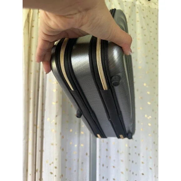 Triforce Sienna Hardside Elite Performance Travelware Silver Beauty Case Luggage - Picture 4 of 6